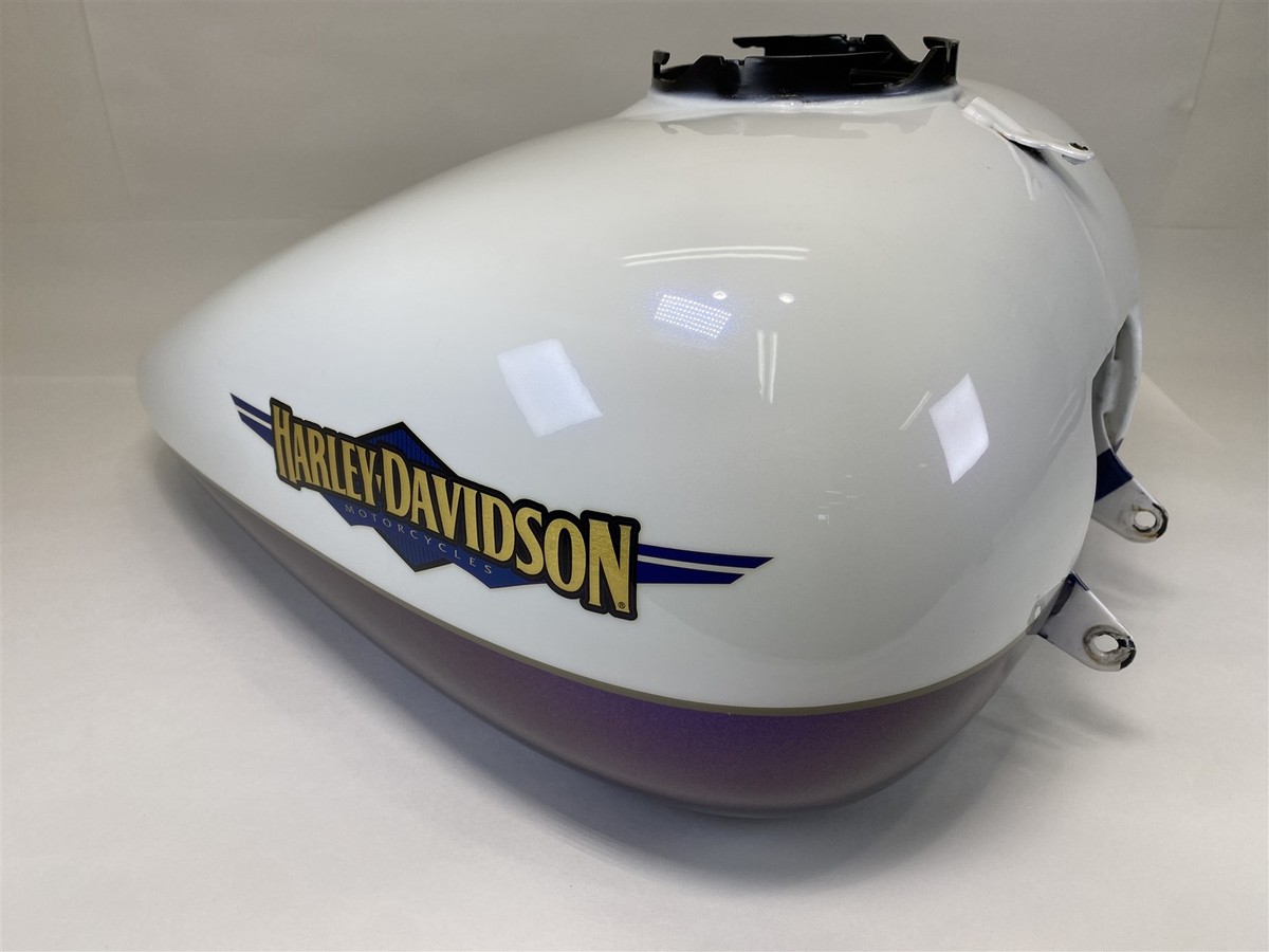 Harley-Davidson 2010 Ultra Classic FLHTK Gas Fuel Tank White Ice