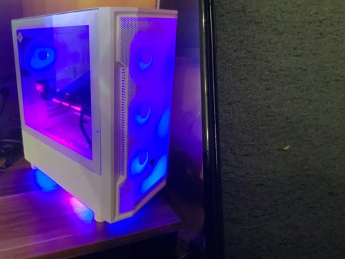 Gaming PC Ryzen 5 GTX 1070 2600X 16 GB 4 Lüfter weiß white RGB - Bild 5 von 9
