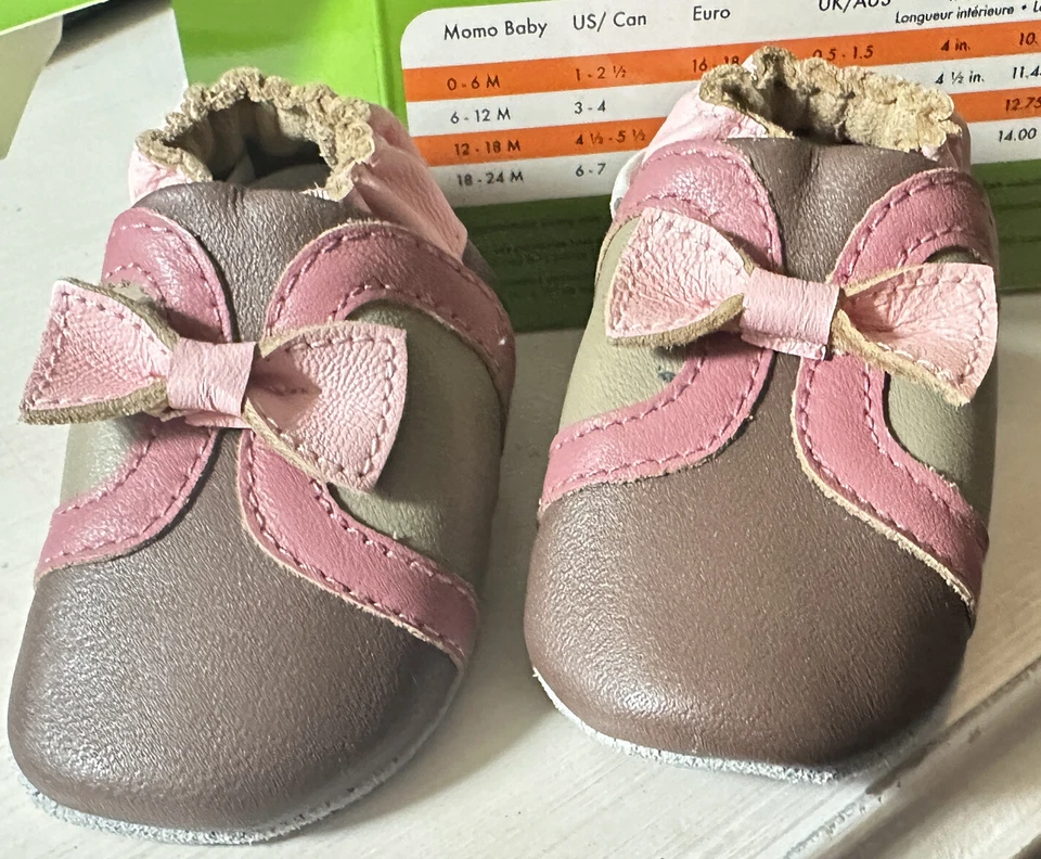 Momo Bebé 0-6 Meses Suela Suave Botín Cuero Bebé Zapatos Marrón Y Rosa Lazo Nuevo Foto 4 de 4