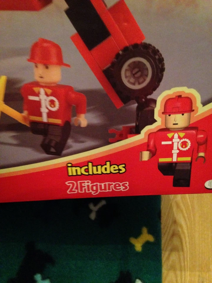 Best Town Town Firefighters Set - 214 Pcs - Truck, Helicopter, Robot, 2 Figures - Image 4 of 4