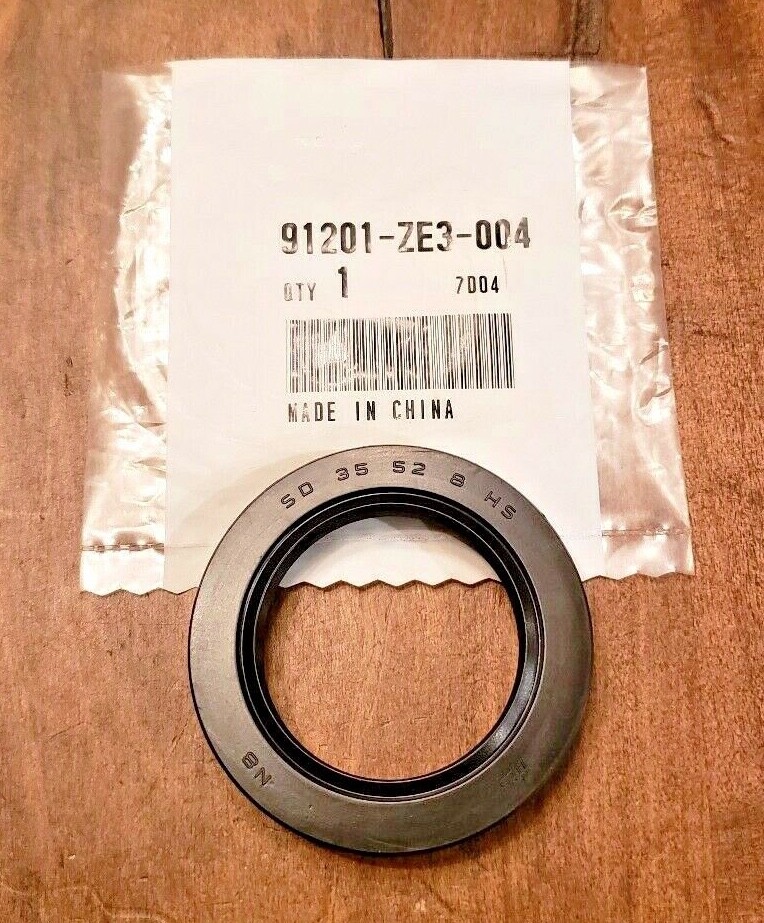HONDA Oil Seal (35x52x8) GX340 GX390 GXV520 H4013 91201-ZE3