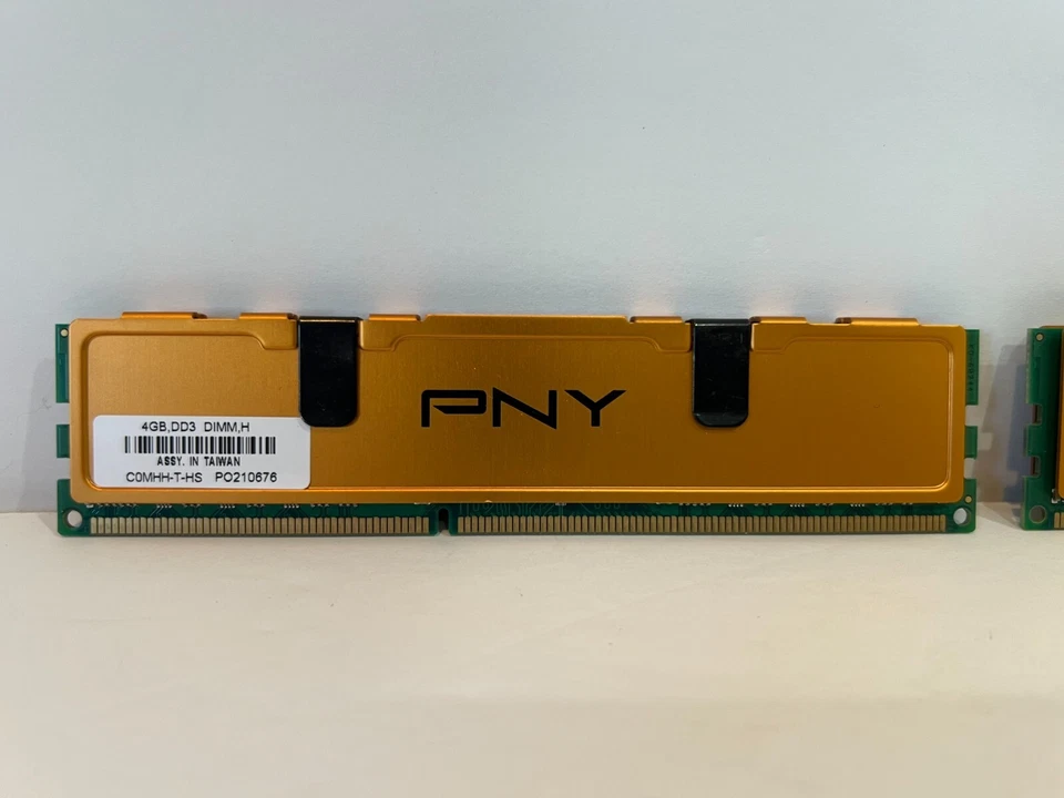 PNY (4GBX2) DDR3 1333MHz PC3-10600 SDRAM 1.5V C0MHH-T-HS - Image 2 of 4
