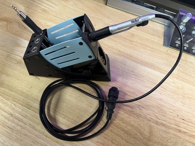 Weller  WMRP Soldering Iron w/ 2 tip and stand
