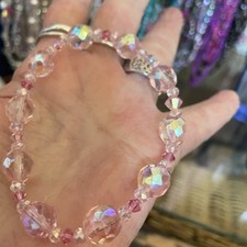 Perlenarmband mit div. funkelnden geschliffen...