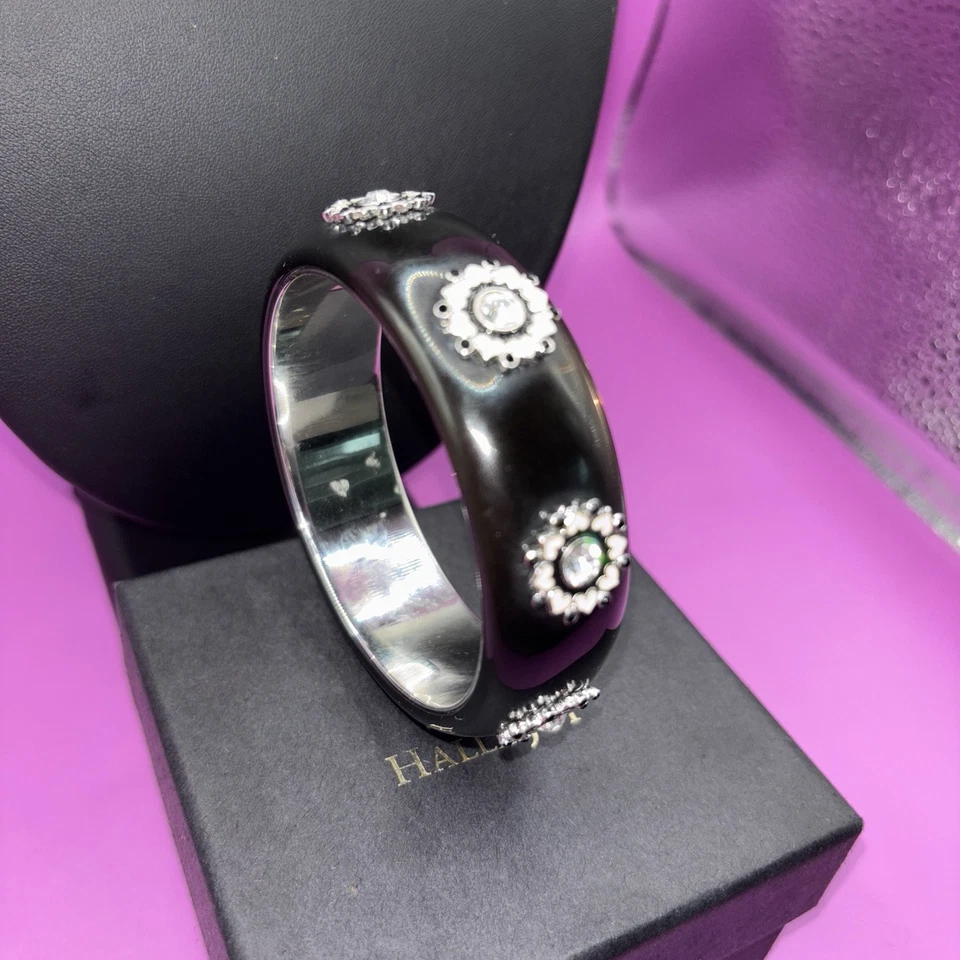 Halle Joy Acrylic Bangle Bracelet Black W/Enamel Hearts And Crystals! (0456) - Image 4 of 4