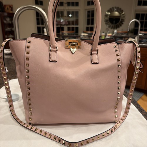 Valentino Garavani Rockstud Medium Tote / Shoulder Bag – Leather  with strap 