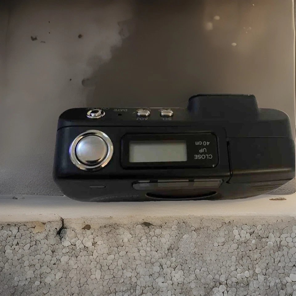 Cámara fotográfica compacta Minolta Vectis 300/AF 24-70 mm APS en funcionamiento con caja Foto 2 de 4