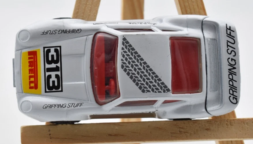 Matchbox Superfast Porsche 959 bianco #313 Pirelli. Made in Macao - Immagine 3 di 4
