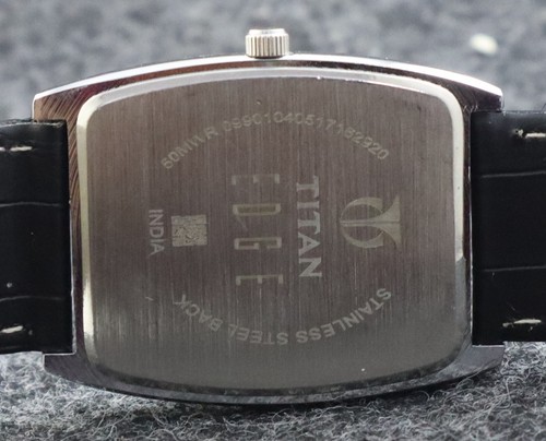 Beautiful Titan Edge Men Black Dial Quartz Leather Band All Working Wristwatch - Picture 7 of 7
