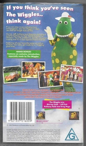 THE WIGGLES MOVIE   (Vhs Video Tape)  cover has slight moisture damage at back - Picture 2 of 2