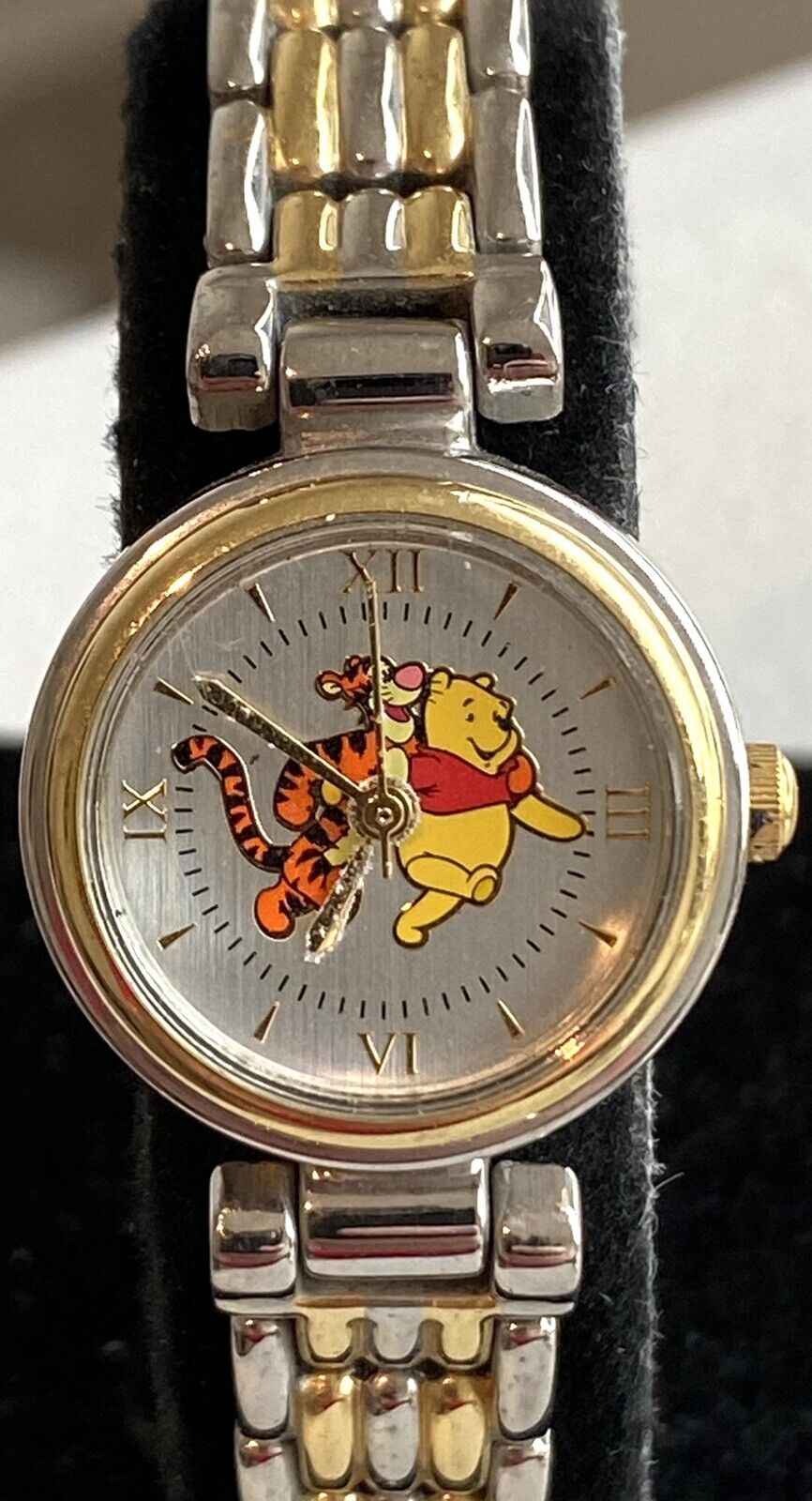 NEW RARE Cheap SALE Start VINTAGE Challenge the lowest price of Japan ☆ TIGGER WINNIE WATCH DISNEY POOH THE