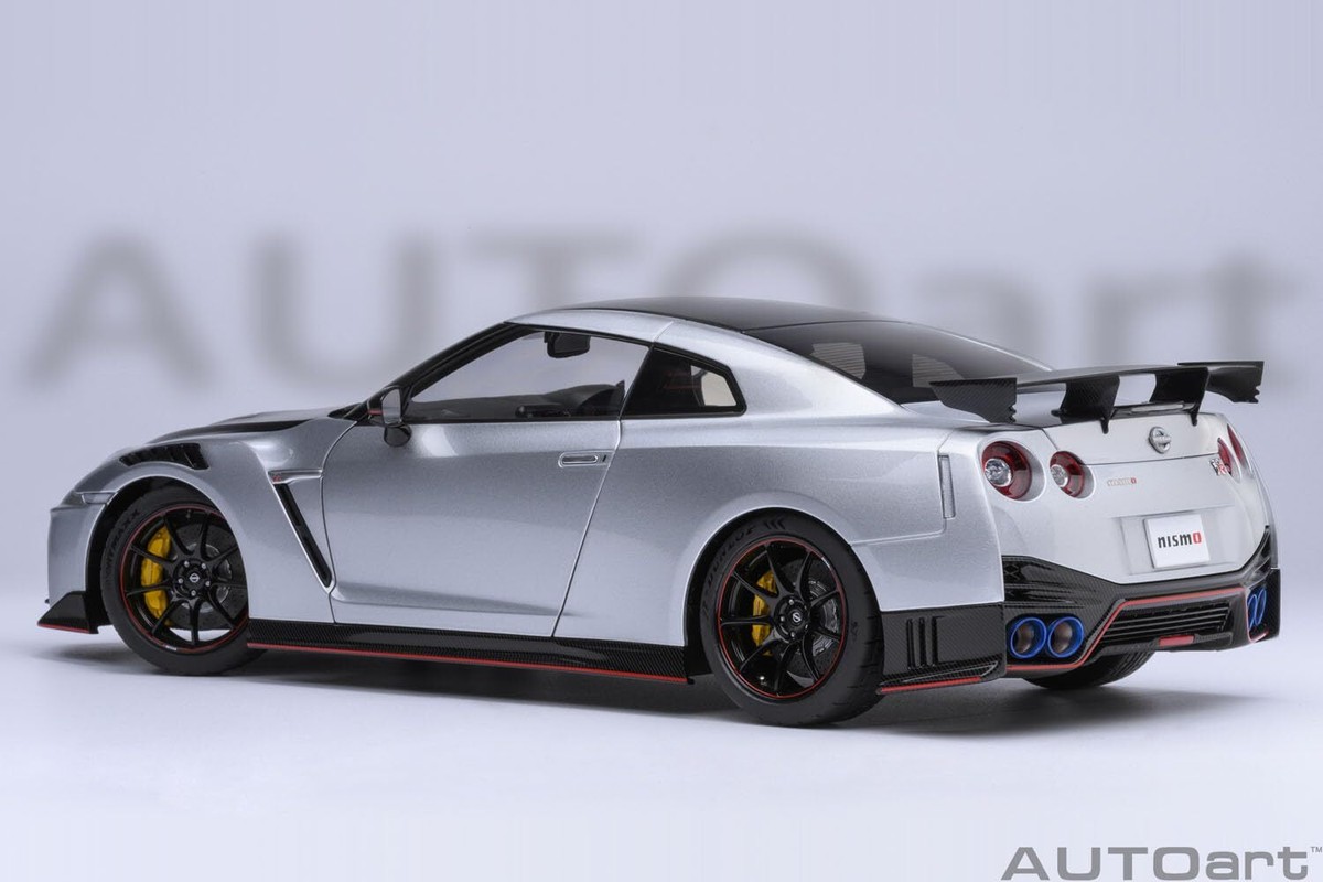 Autoart 1/18 Nissan Gt-R Nismo Special Edition Ultimate