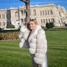 Women Real Fox Fur Coat Full Pelt Luxury Warm Fashion Short Fur Jacket Overcoat