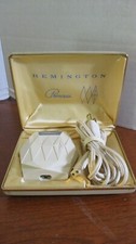 Vintage REMINGTON PRINCESS Women's SHAVER in Original Case Working