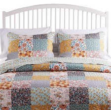 Barefoot Bungalow Reversible Quilt And Shams King Multicolor 3 Piece Bedding Set