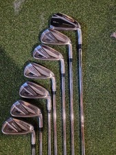 Right Hand Taylormade Sim 2 Max Irons 5 - AW w/ Qi 4iron. Stiff Shaft