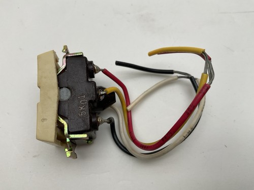 10-Pack General Electric RCS2PL Remote Control Switch w/ Pilot Light New NOS - Picture 4 of 8