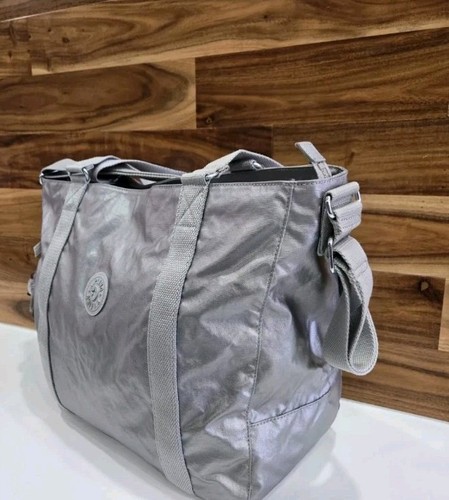 KIPLING TASCHE BEUTELTASCHE GROSS SILBER METALLIC NEU ADARA - Bild 2 von 8