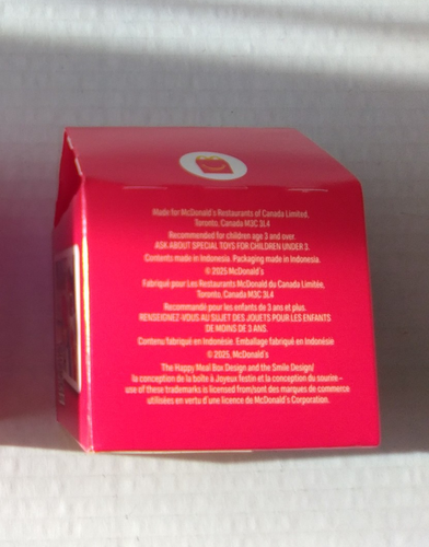 McDonalds Canada Lil’ McDonald’s Happy Meal 2025 Burger Grill Toy - Picture 4 of 6