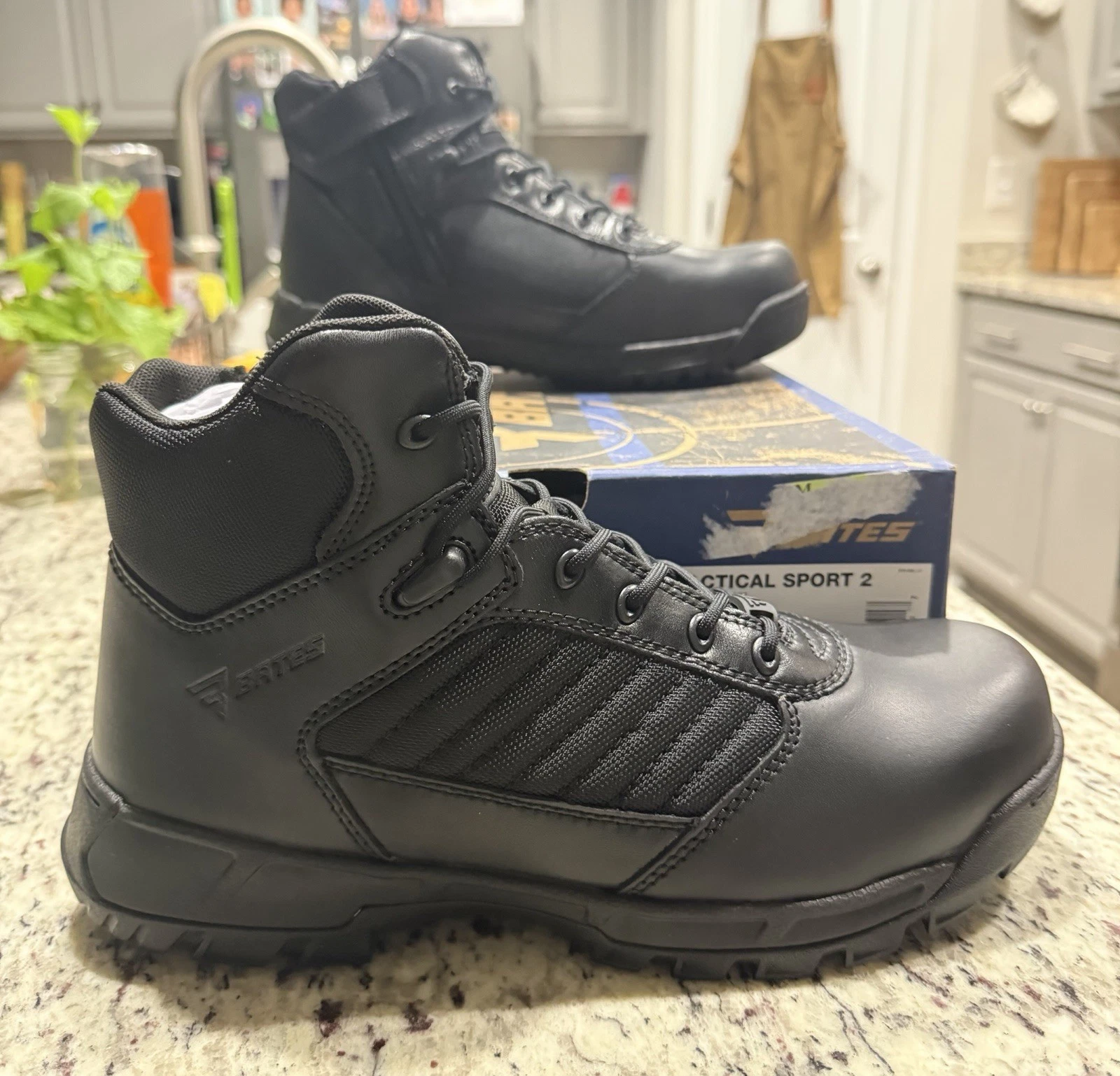 Bates Tactical Sport 2 Mid Zip. Size 10
Opens in a new window or tab