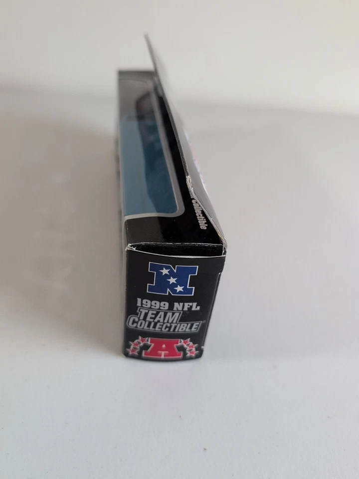 Jacksonville Jaguars White Rose Collectibles 1999 NFL Tractor Trailer Toy - Image 4 of 4