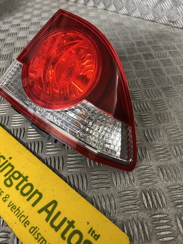 2006-08 Honda Civic Sedan MK8 PRE FACELIFT Offside Driver Rear Outer Light - Picture 2 of 14