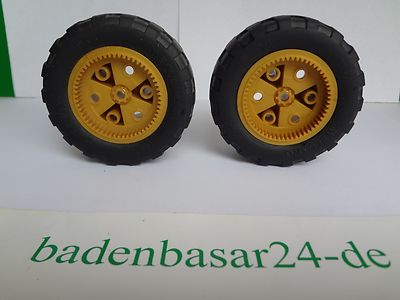 2 ältere, goldene Meccano Wheels 11x7 
