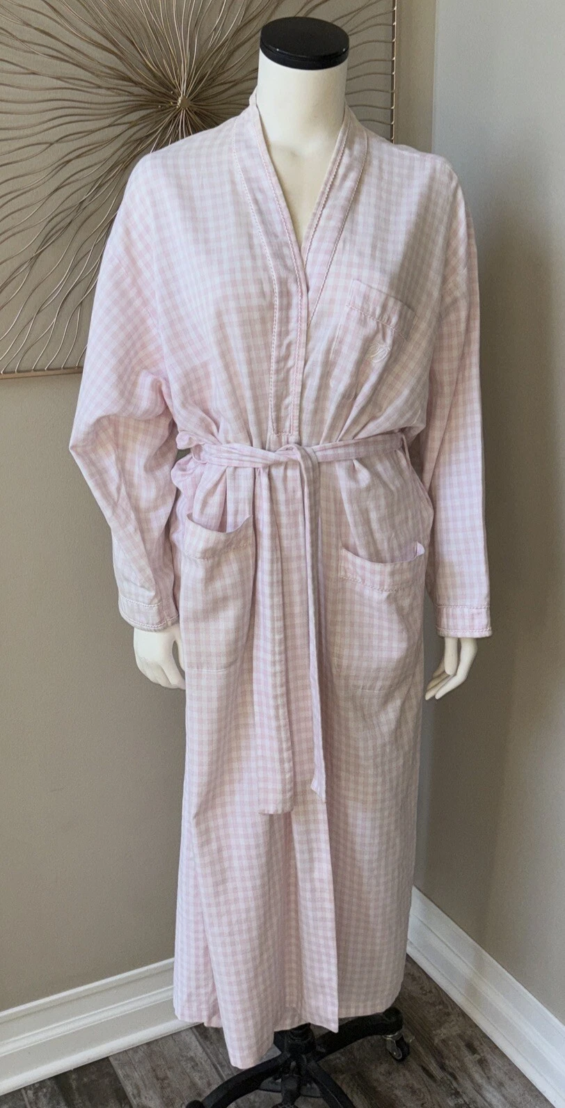 Robe de bain enveloppante en coton rose Christian Dior poches logo ceinture à carreaux