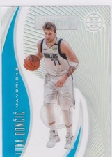 LUKA DONCIC Dallas Mavericks ILLUSIONS ASTOUNDING Basketball Insert Card MAVS!