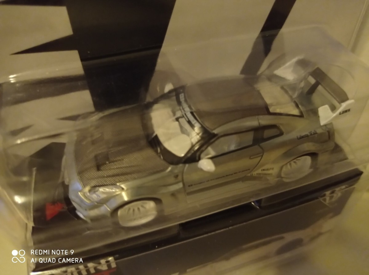 MINI GT 168 chase LB-Silhouette WORKS GT NISSAN 35GT-RR Ver MINI GT 168 chase LB-Silhouette WORKS GT NISSAN 35GT-RR Ver