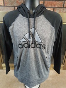 moletom com capuz adidas