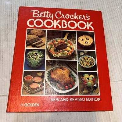 Betty Crocker's Cookbook New and Revised Edition 1978 5 Ring Binder Golden Press