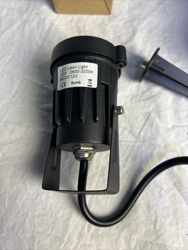 SUNVIE Low Voltage Landscape Lights with Wire Connectors 12W LED Set Of 4 - 第 5/9 張圖片