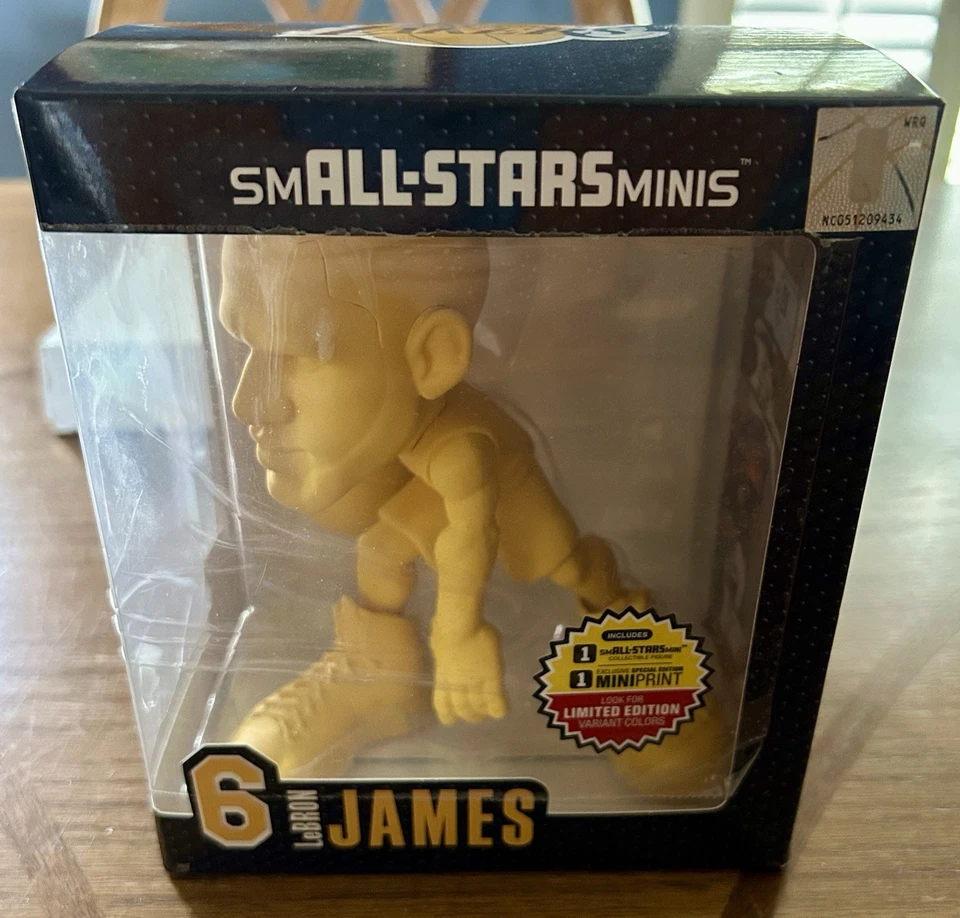 LeBron James Rookie YR 03-04 NBA Fleer Skybox Limited Edition sealed box-6 packs - Image 4 of 4