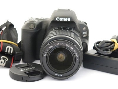 Canon EOS 200D mit EF-S 18-55mm III hat 7.650 Auslösungen Gewährleistung 1 Jahr
