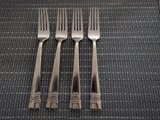 ONEIDA VILLANOVA Stainless Flatware Set of 4 Dinner Forks