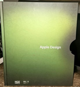 【新品未使用】Apple Design ドイツ語版 ハードカバー Apple Design 1997-2011 日本語版 -ハードカバー- | Sabine Schulze