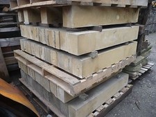 PRECAST STONE LINTOLS&nbsp; buff colour 3ft long&nbsp;