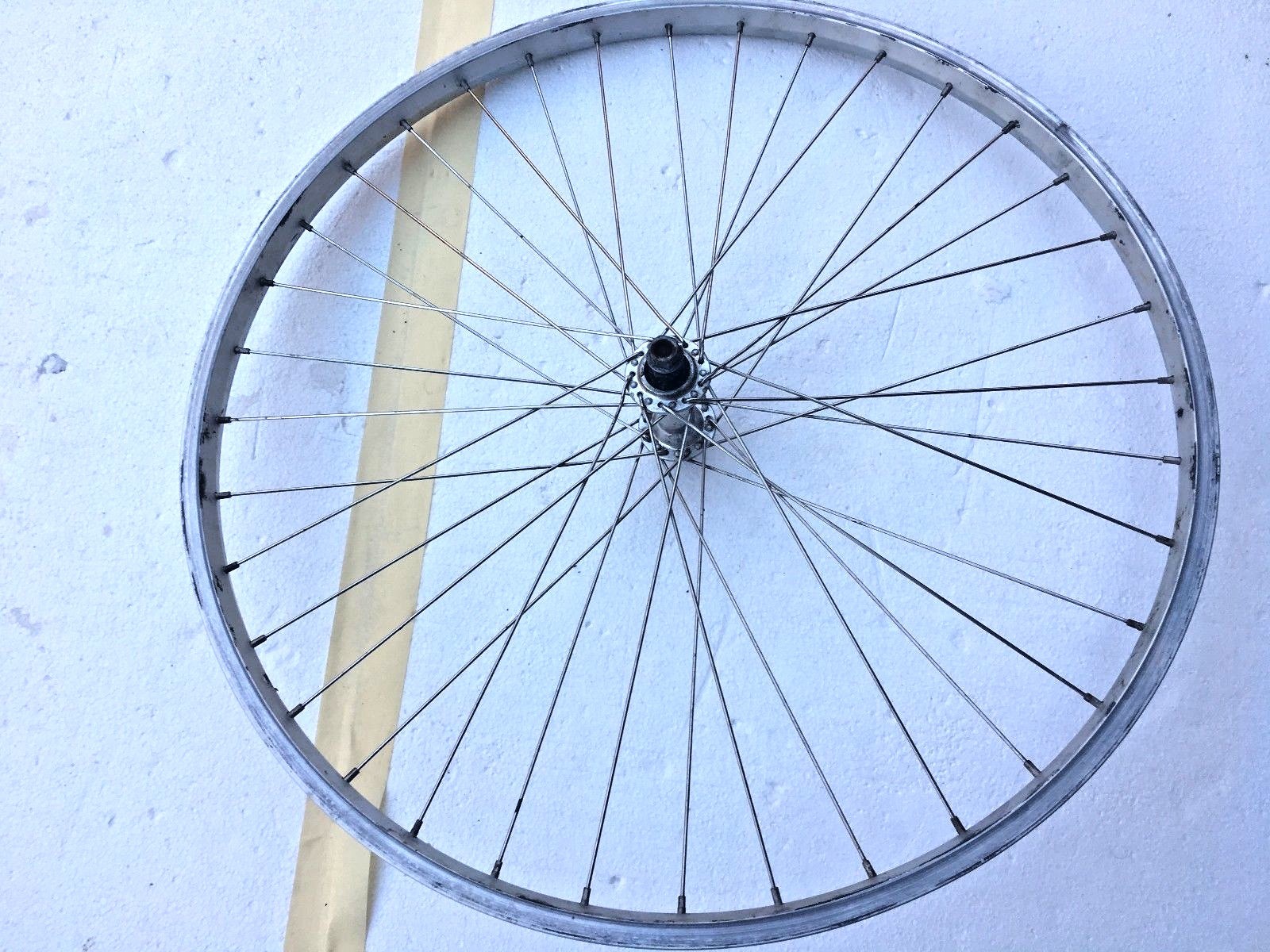front bike wheel 26 x 2.0 eBay