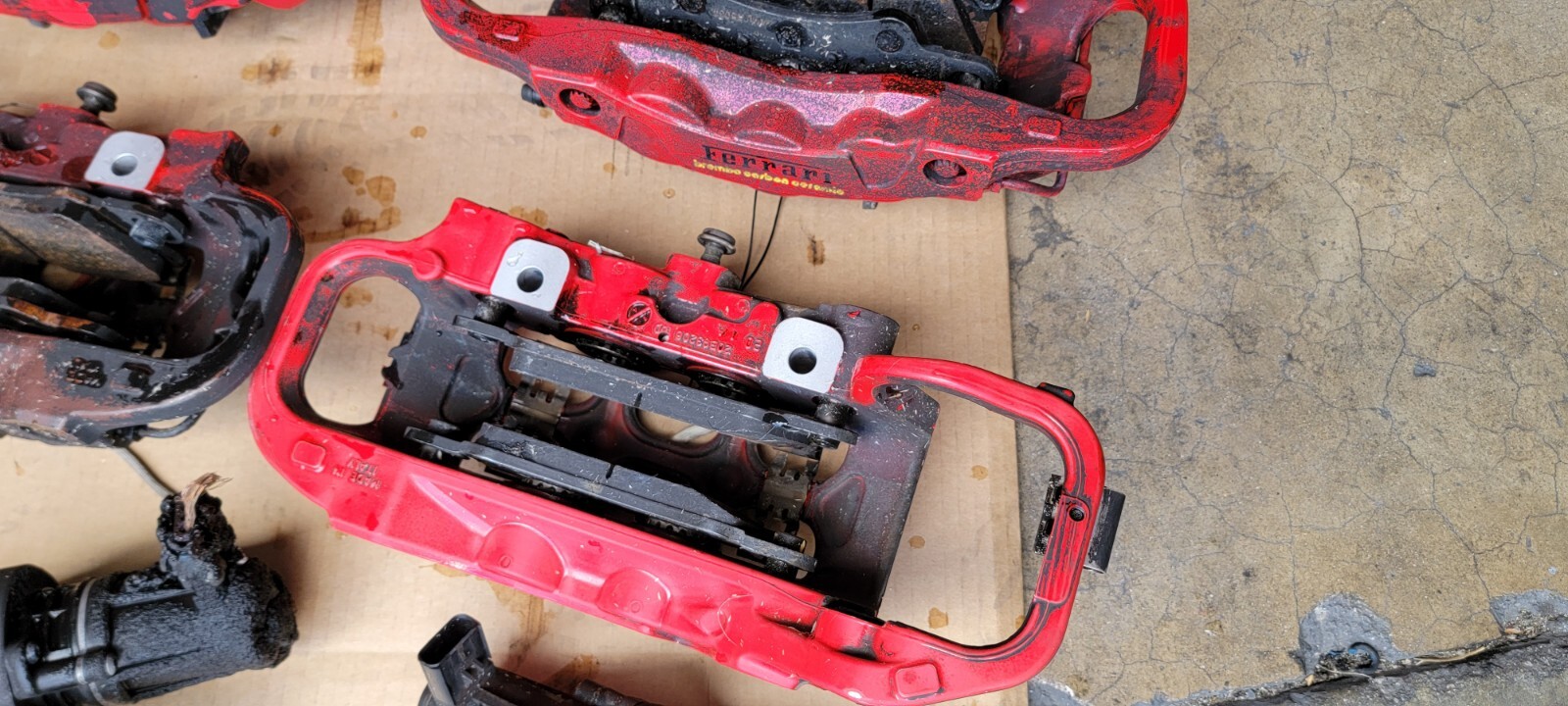 FERRARI F8 TRIBUTO SPIDER BRAKE CALIPER SET FRONT REAR OEM 