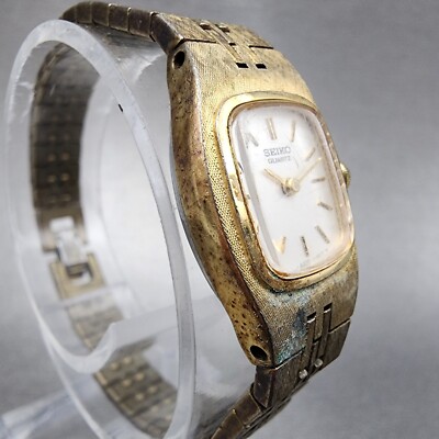 VTG Seiko Watch Women 17mm Silver Dial Gold Tone Rectangle 5420