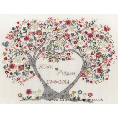 Love Blossoms - Gezähltes Kreuzstich-Set von Bothy Threads