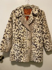 Womens Soft Faux Leopard/cheetah Look Acrylic Polyester Coat , Lined Size Large