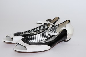 white flat mary jane shoes