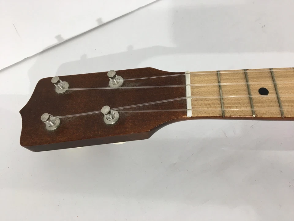 Amigo AMU18 Solid Spruce Top 4-String Soprano Ukulele Made In Romania  - Image 2 of 4