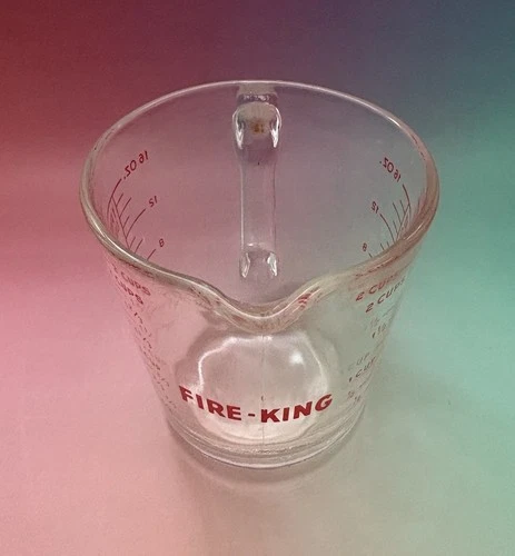 VTG FIRE KING MEASURING CUP 2 Cup D Handle #498 Anchor Hocking RED LETTERS—EUC!