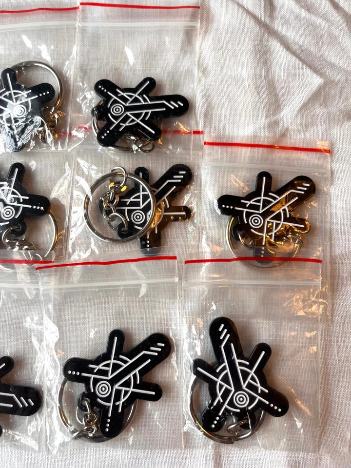 Keyrings Pink Floyd set of 11 - Image 4 of 4