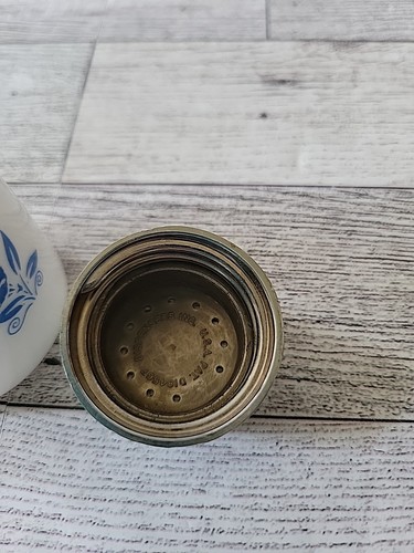 VTG Blue Cornflower Pepper Shaker Dispenser Inc REPLACEMENT Corning Coordinate - Picture 8 of 10
