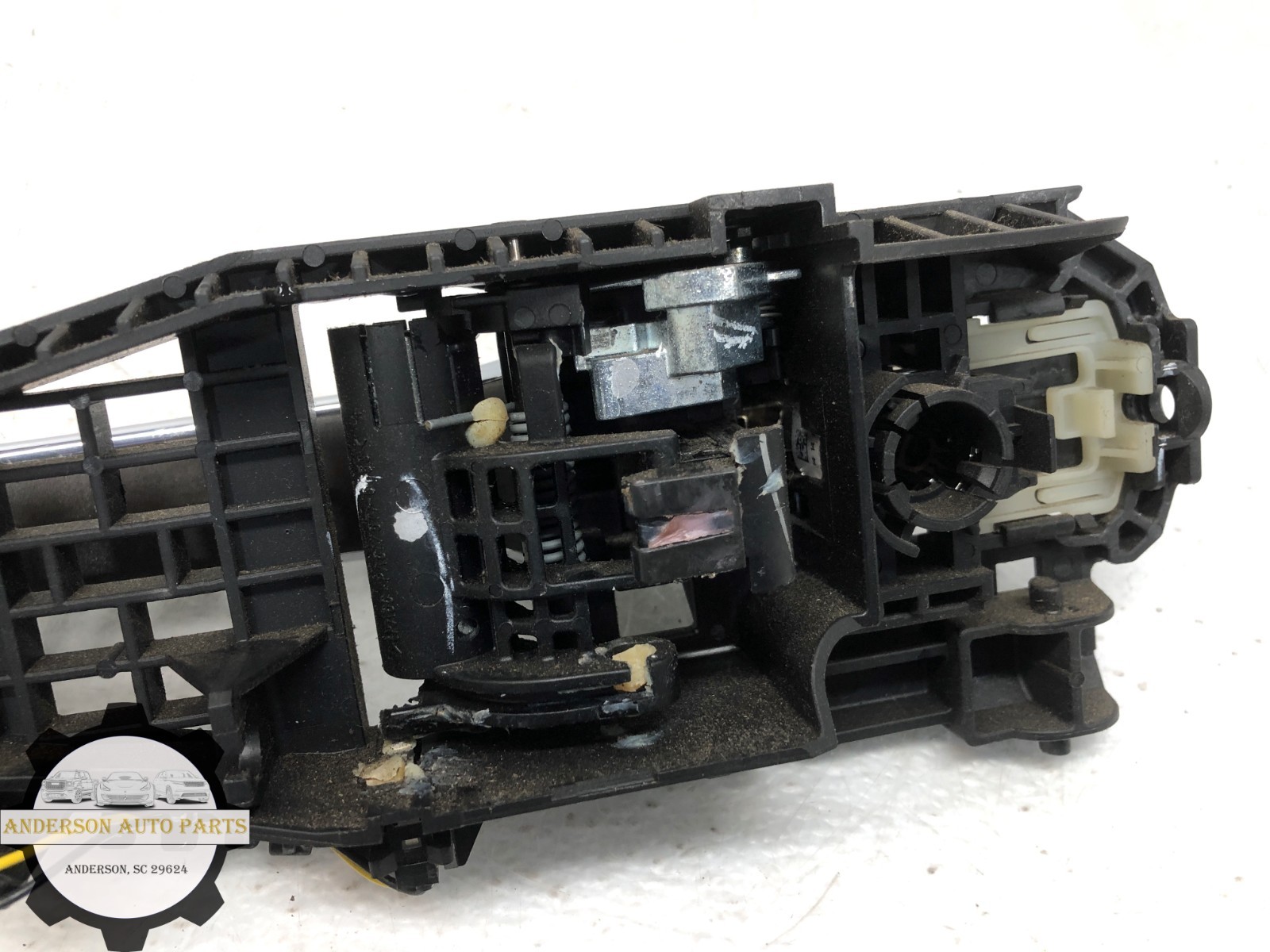 2014-2022 MASERATI QUATTROPORTE RIGHT PASSENGER FRONT EXTERIOR DOOR HANDLE OEM