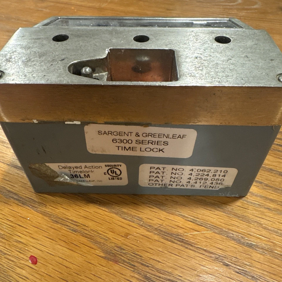Timelock de bóveda de banco Sargent & Greenleaf 6300  Foto 3 de 4